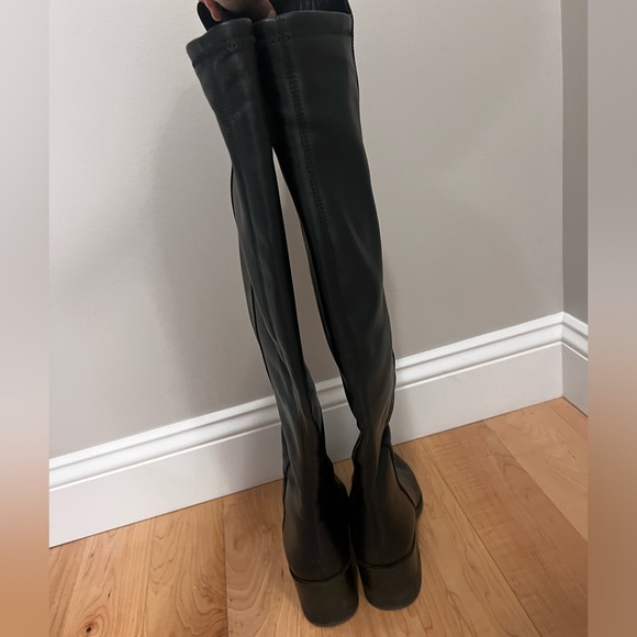 Steve Madden “Allix” Over the Knee Boot - Picture 4 of 8